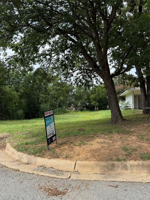 1401 W Texas St, Denison, TX, 75020 | Card Image
