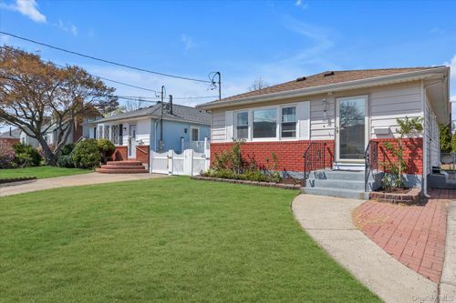 1803 Stone Avenue, Hempstead, NY, 11554 | Card Image