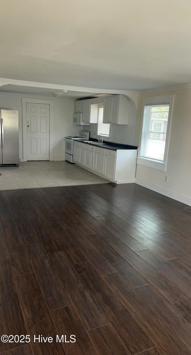 1212 Fisher St, House other with 4 bedrooms, 1 bathrooms and null parking in Morehead City NC | Image 6