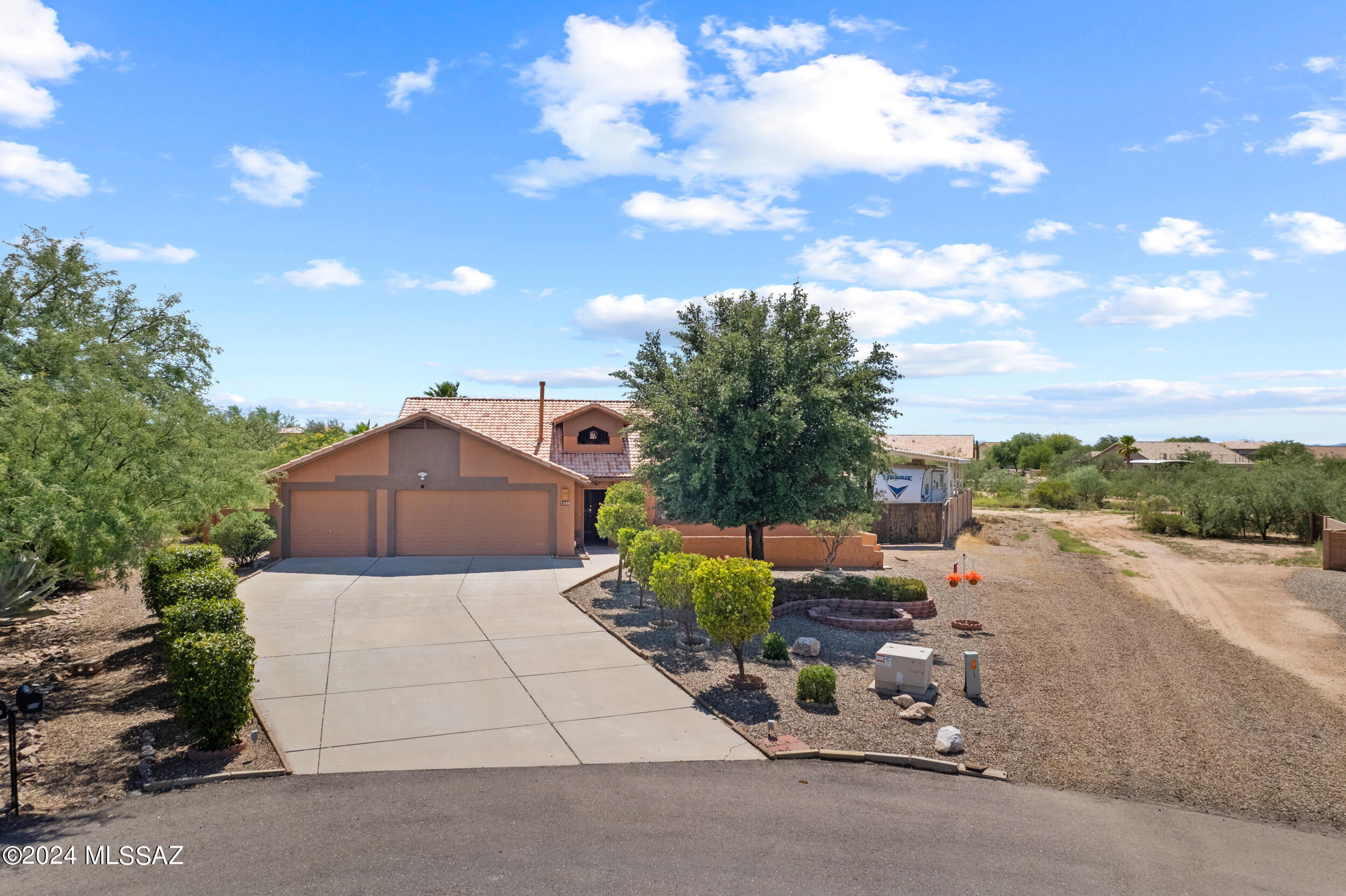 Adamsgate Pl, Tucson, AZ 85757
