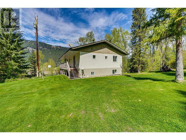 3315 Fiva Creek Rd S, House other with 2 bedrooms, 2 bathrooms and null parking in Westbridge BC | Image 18