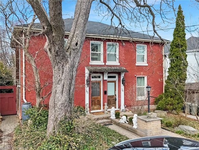 80 Ferrie St W, House other with 2 bedrooms, 2 bathrooms and 1 parking in Hamilton ON | Image 38