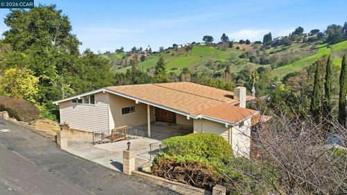 95 Mackie Dr, Martinez, CA, 94553-4509 | Card Image