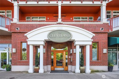 unit-203-16141 Cleveland St, Redmond, WA, 98052-4352 | Card Image