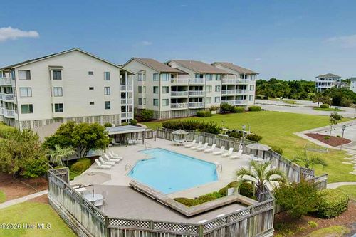 104d-10300 Coast Guard Rd, Emerald Isle, NC, 28594-2107 | Card Image