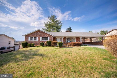 16 Gloucester Rd, FRONT ROYAL, VA, 22630-3704 | Card Image