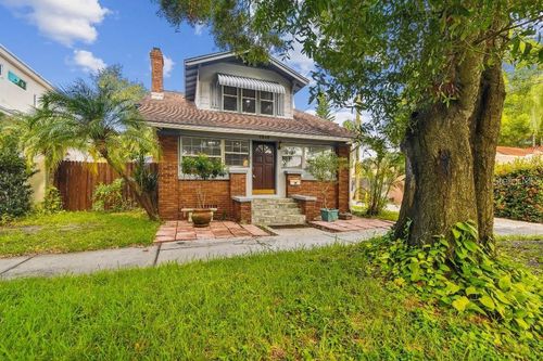 1814 Bay St Ne, St Petersburg, FL, 33704-4537 | Card Image