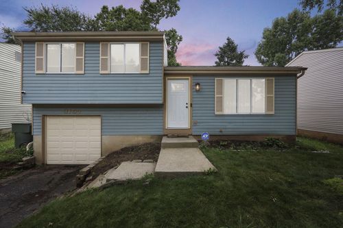 3154 Earlington Ln, Reynoldsburg, OH, 43068-4093 | Card Image