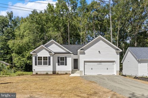 177 Woodmount Dr, COLONIAL BEACH, VA, 22443-3411 | Card Image