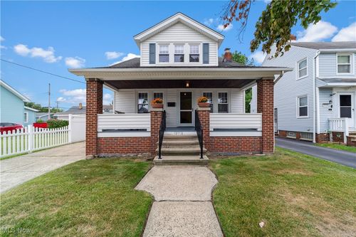 19110 Mohawk Ave, Cleveland, OH, 44119-2115 | Card Image