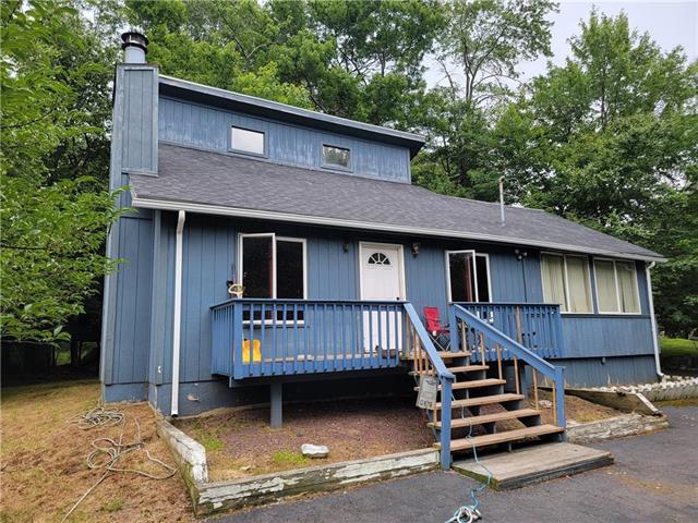 Sleepy Hollow Dr, Tobyhanna, PA 18466