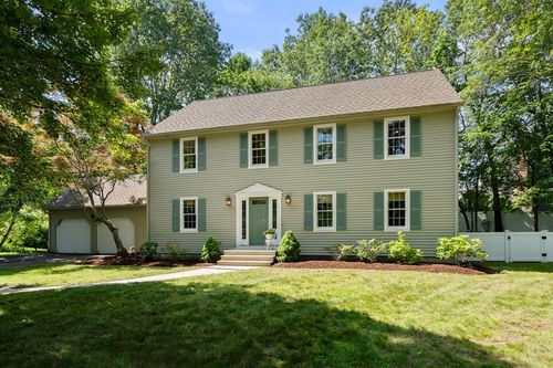 100 Avery Heights Dr, Holden, MA, 01520-1080 | Card Image