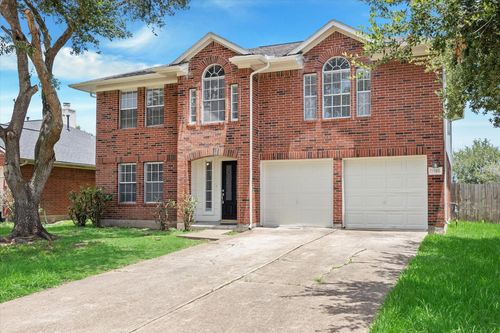 1518 Hunter Green Ln, Fresno, TX, 77545-9576 | Card Image