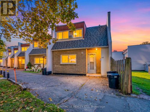 93-2901 Jane St, Toronto, ON, M3N2J8 | Card Image