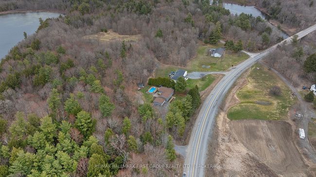 1262 Sunbury Rd, House other with 5 bedrooms, 3 bathrooms and 4 parking in South Frontenac ON | Image 41