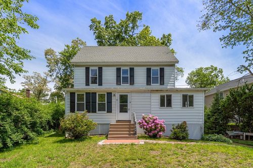 13 Highland Rd, Middleton, MA, 01949-2245 | Card Image