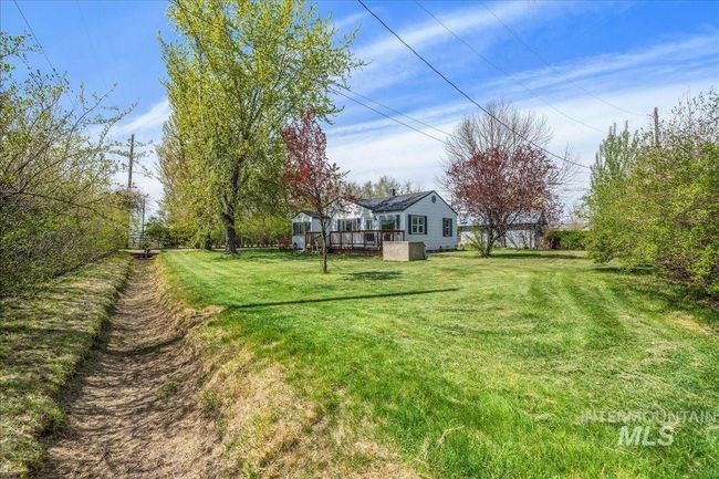 7110 W Highway 52, House other with 3 bedrooms, 1 bathrooms and 6 parking in Emmett ID | Image 28