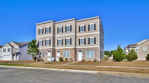 127 Davila St, Hinesville, GA, 31313-8077 | Card Image