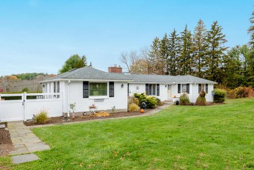 20 Keighley Pond Rd, Middle Haddam, CT, 06456-7712 | Card Image