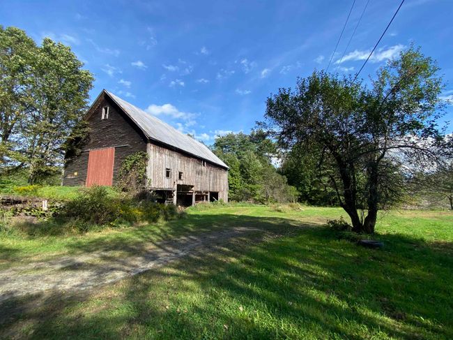 1104 Fish Pond Road, House other with 2 bedrooms, 2 bathrooms and null parking in Newbury VT | Image 25