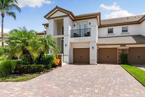 unit-201-8085 Players Cove Dr, NAPLES, FL, 34113-3364 | Card Image