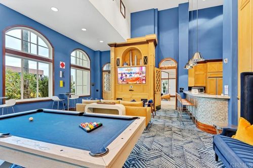 unit-a203-9253 Regents Rd, La Jolla, CA, 92037-9161 | Card Image