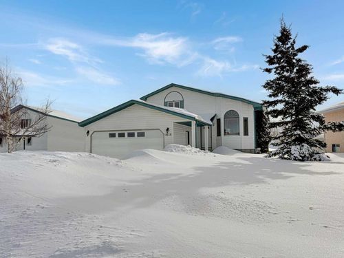 9203 96 Ave, Sexsmith, AB, T0H2R0 | Card Image