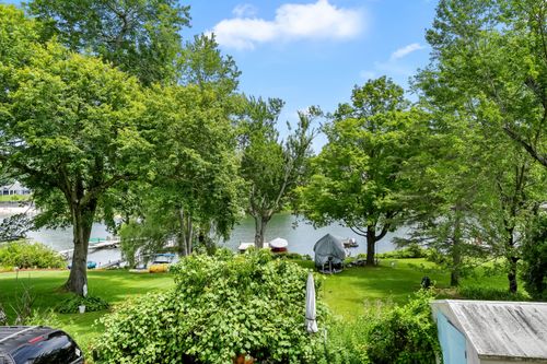 44 N Lake Shore Dr, Brookfield, CT, 06804-1420 | Card Image