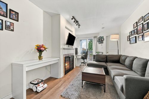323-760 Kingsway, Vancouver, BC, V5V3C1 | Card Image