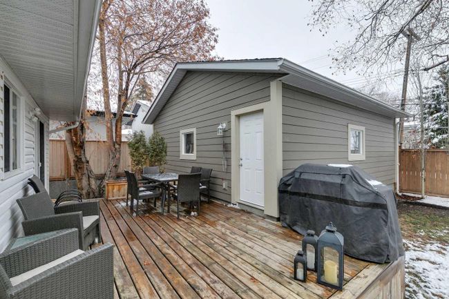 75 Canyon Drive Nw, Home with 5 bedrooms, 2 bathrooms and 4 parking in Calgary AB | Image 37