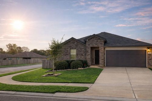 128 Barton Creek Dr, Huntsville, TX, 77340-2390 | Card Image