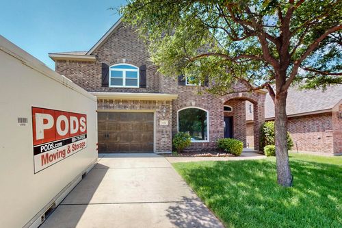 1116 Albany Dr, Fort Worth, TX, 76131-3386 | Card Image