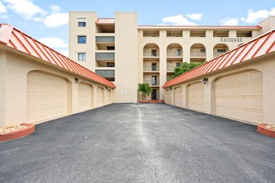 450 - 1305 S Atlantic Avenue, Condo with 2 bedrooms, 2 bathrooms and null parking in Cocoa Beach FL | Image 2