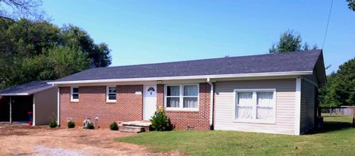 8444 Old Kentucky Rd, Sparta, TN, 38583-5835 | Card Image