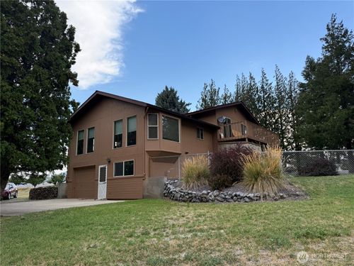 5097 Malaga Alcoa Hwy, Malaga, WA, 98828-9768 | Card Image