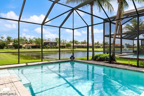 3264 Pacific Dr, NAPLES, FL, 34119-8672 | Card Image