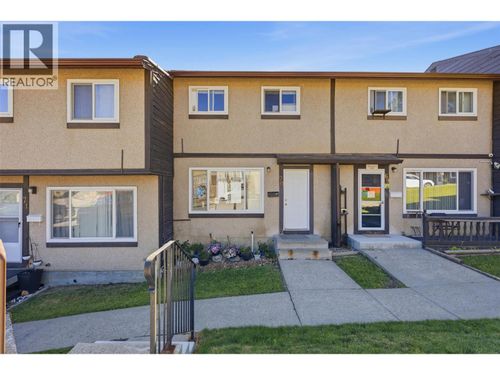 70-1605 Summit Dr, Kamloops, BC, V2E2A5 | Card Image