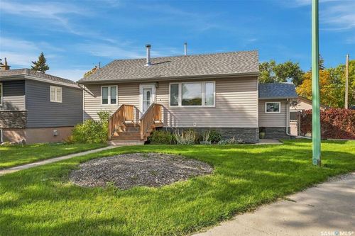 600 Mullin Ave E, Regina, SK, S4N1C9 | Card Image