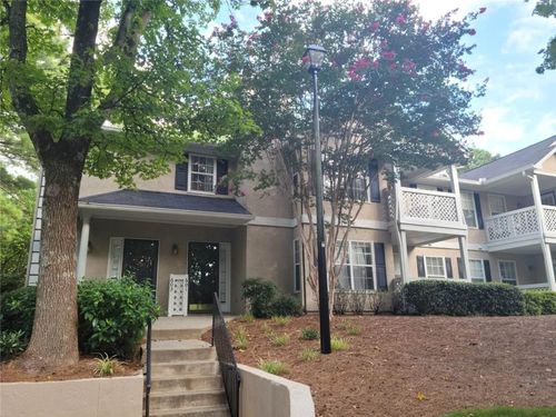 601 Peachtree Forest Ave, Peachtree Corners, GA, 30092-4547 | Card Image