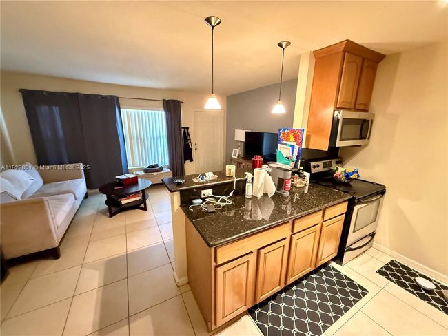APT-6 - 2120 Ne 42 Nd Ct, Condo with 1 bedrooms, 1 bathrooms and null parking in Lighthouse Point FL | Image 6
