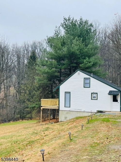 29 Inscho Rd, Asbury, NJ, 08802-1044 | Card Image