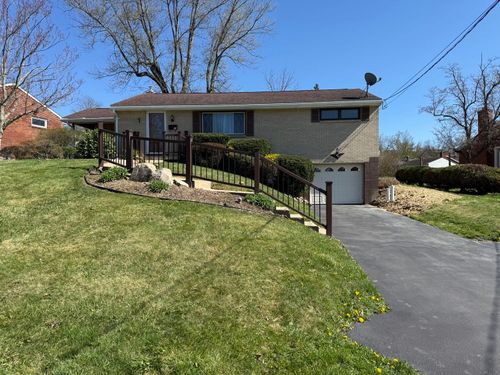 27 Corbett Ave, Irwin, PA, 15642-3257 | Card Image