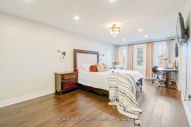 21 Hawkway Crt, House other with 4 bedrooms, 4 bathrooms and 4 parking in Brampton ON | Image 24