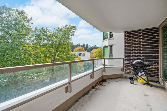 401 - 5790 Patterson Avenue, Condo with 2 bedrooms, 2 bathrooms and 1 parking in Burnaby BC | Image 25