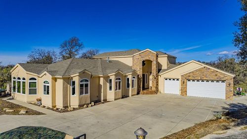 33099 Road 800, Raymond, CA, 93653-9730 | Card Image