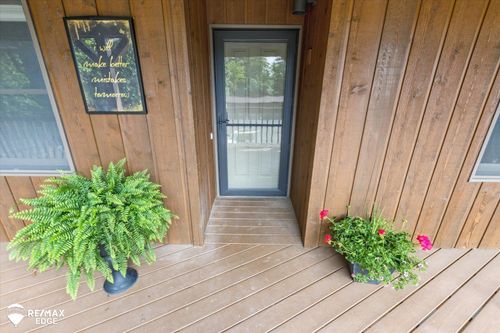 8779 Larned Rd, Port Austin, MI, 48467-9557 | Card Image