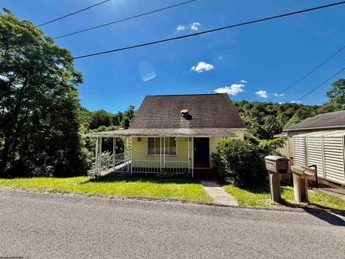 313 Thomas Avenue, Nutter Fort, WV, 26301 | Card Image