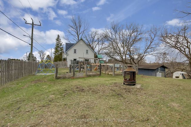 10658 Main St, House other with 4 bedrooms, 2 bathrooms and 3 parking in South Mountain ON | Image 33