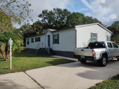 25228 Luke Street, House other with 3 bedrooms, 2 bathrooms and null parking in Christmas FL | Image 1