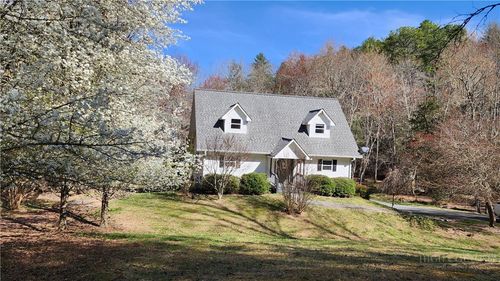 360 River Cove Ln, Hayesville, NC, 28904-9411 | Card Image
